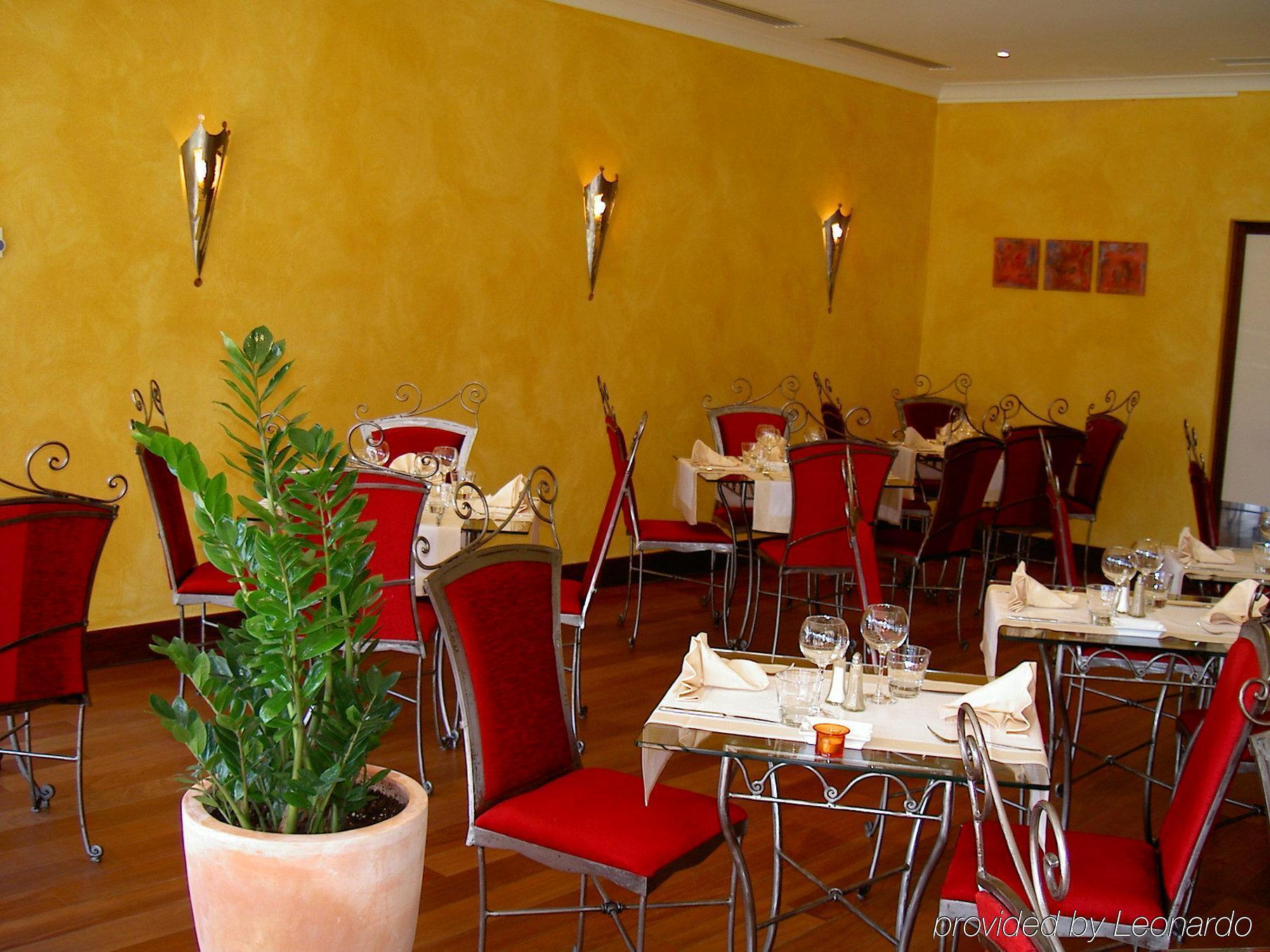 Holiday Inn Express Grenoble-Bernin Restaurant foto